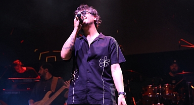 Ersay Üner'den Sezen Aksu'nun yeni albümüne katkı: Benim için özel bir hatıra