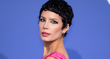 Halsey, İstanbul konseri öncesi Türk hayranlarına mesaj gönderdi