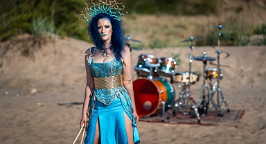 Leyan Senay'dan mitolojik bir müzik yolculuğu: Afterlife yayında