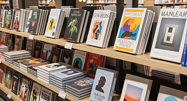 Ann Napolitano’nun 1 milyon satan romanı Merhaba Güzellik Türkçede