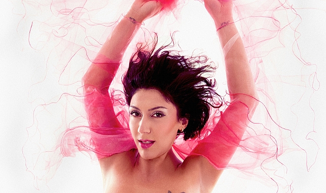 Burcu Kısakürek’ten yeni tekli: Öyle Pişmanlıklar