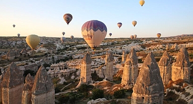 Kapadokya'nın gökyüzü National Geographic'te dünyaya tanıtıldı