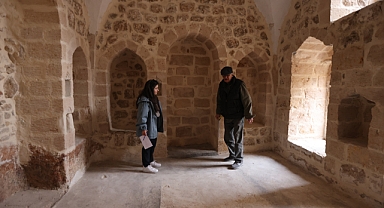 Maya sergisi Mardin’de sanatseverlerle buluşuyor