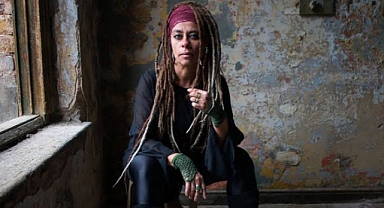 Mine Söğüt’ün yazısı tartışma yarattı: Kadın dernekleri ve gazetecilerden tepkiler