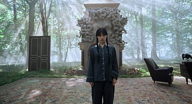 Wednesday, 3 Eylül’de sahaya geri dönüyor