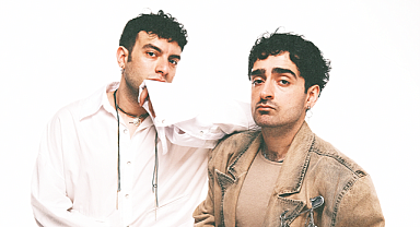 Dolu Kadehi Ters Tut, 10. yılında yeni single ve belgesel ile geri dönüyor