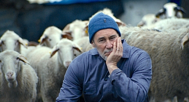 Ensar Altay’ın ilk uzun metraj filmi Kanto Hindistan’da