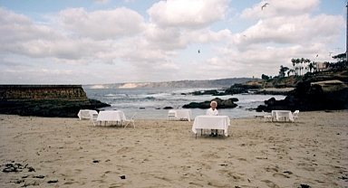 Feminist sanatın öncüsü Suzanne Lacy'nin sergisi İstanbul'da açıldı