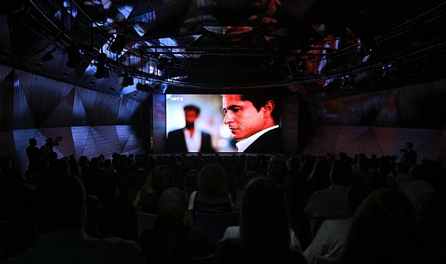 İsmail Hacıoğlu: Herkesin kendi içindeki değişim sürecini anlatan bir hikâyemiz var