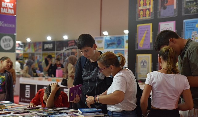 Karadeniz Kitap Fuarı 10. yılında 250 yayınevi ve 75 etkinlikle Samsun’da başladı