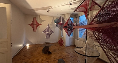 Meşrutiyet 76: Pera'nın yedi katında yedi sanatçının çarpıcı yolculuğu