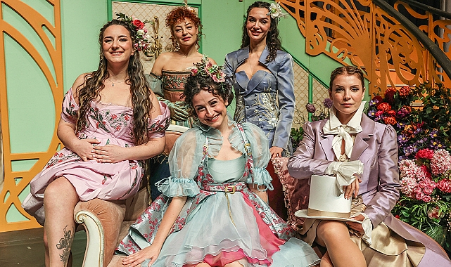 Jane Austen klasiği ters yüz ediliyor: Gurur ve Önyargı (gibi bir şey) yeni sezona başlıyor