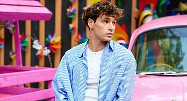 Ragıb Narin, yeni teklisi Araba ile dinleyici karşısında