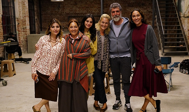 Son Yemek filminin çekimleri başladı: Özcan Deniz ve Öykü Karayel aynı yapımda buluştu