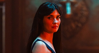 Tuba Büyüküstün ve Barış Arduç'lu Dehşet Beyin afişi yayınlandı