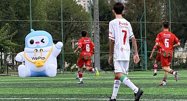 WePlay ve Karşıyaka S.K. Gençler İçin Futbol Sosyal Sorumluluk Maçı Düzenledi
