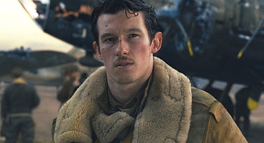 Callum Turner, Daniel Craig’in boşalttığı James Bond koltuğunun yeni favorisi