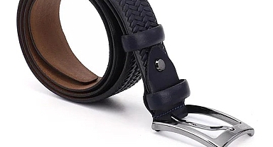 Gönderi ile Şıklığınızı Tamamlayın: Sağlam ve Zarif Erkek Kemeri 