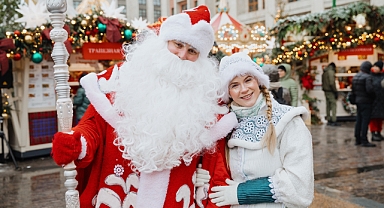 Moskova kışa hazır: Noel’e Yolculuk Festivali başladı