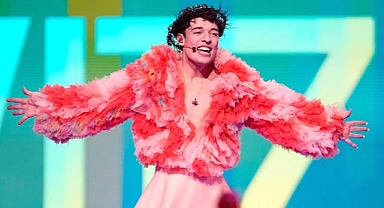 Nemo’dan İsrail’e sert tepki: Eurovision ödülünü geri gönderdi