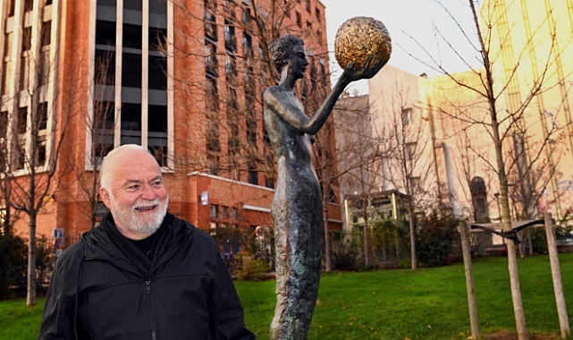 Paris’te kamusal alana kalıcı Türk imzası: Cem Sağbil’in iki heykeli yeni yerinde