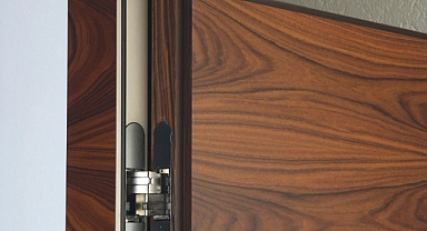 Sessiz ve Sağlam Kapı Menteşesi Nasıl Seçilir?