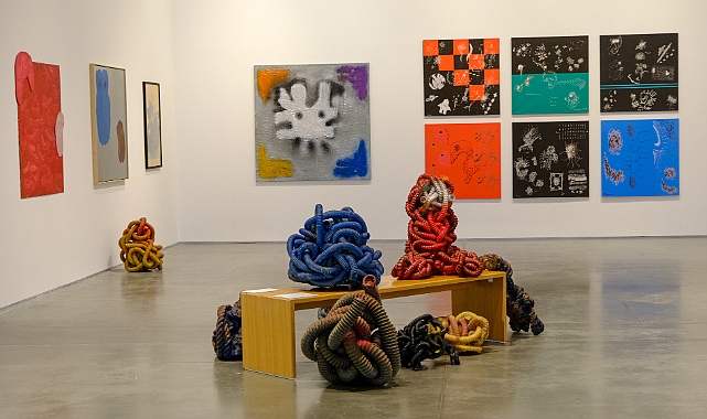 Yarım milyon ziyaretçiyle veda: Ömer Uluç sergisi sona erdi