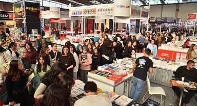 Adana’da sekiz gün boyunca kitaplar konuşacak: Çukurova 18. Kitap Fuarı başladı