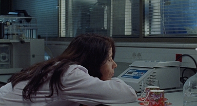 Burak Çevik’in yeni kısa filmi İki Laborantın Yorgun Saatleri Berlinale yolunda