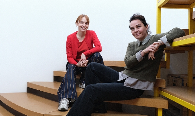 Tülin Özen ve Nilperi Şahinkaya, Ballı Süt ile aynı sahneyi paylaşıyor