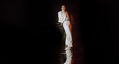 Anna Calvi’den Is This All There Is?: Iggy Pop’lu ilk tekli yayımlandı