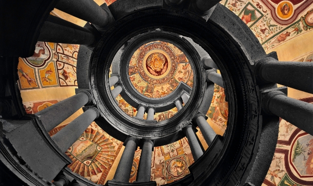 Ayasofya'dan Venedik'e: Ahmet Ertuğ'un dev mimari fotoğrafları Avrupa'da