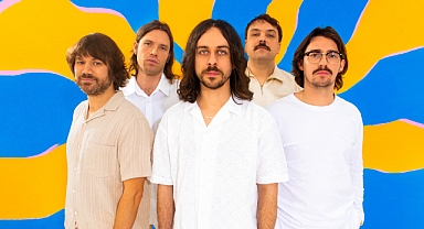 Grammy adayı Altın Gün’den Neşet Ertaş’a saygı