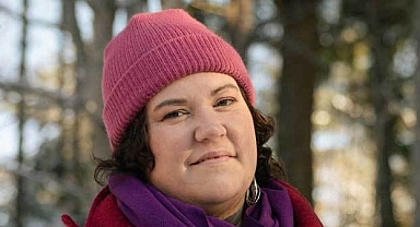 Hastalığı ağırlaştı: Heated Rivalry yazarı Rachel Reid, Unrivaled kitabını 2027’ye erteledi