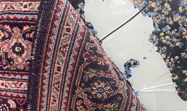 Payam Latifi’den halı ve cam üzerinden bir yüzleşme alanı