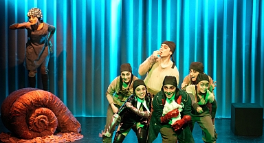 Roland Topor’un Joko’nun Doğum Günü prömiyer yapıyor