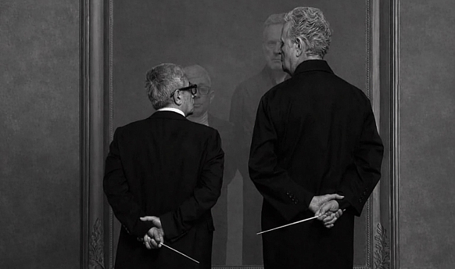 Sanat dünyasının tarihi çatışması sahneye taşınıyor: Okan Bayülgen Devlerin Savaşı'nda