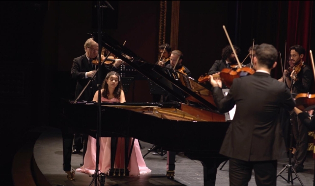 12 yaşındaki piyanist Elif Naz Ertuğrul’dan nisan ayında iki önemli konser