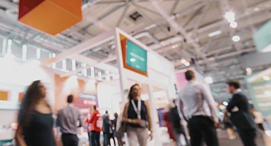 Antalya Fuar Hostesi Hizmeti ile Markanızı Profesyonel Şekilde Temsil Edin