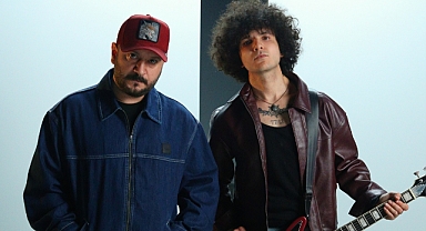 Batu Akdeniz ve Çağrı Sinci’den rock-hip hop Düeti: Ayna