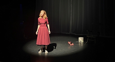 İnci Türkay Liste ile Londra’da prömiyer yaptı