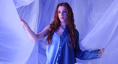 Selin’den yeni tekli: Başka Biri