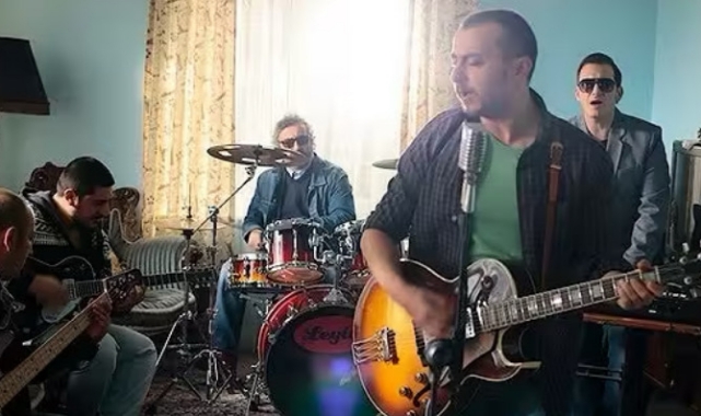 Ali Atay ve Serkan Keskin'li Leyla The Band 13 yıl sonra sahneye dönüyor