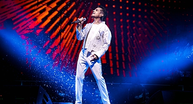 Kenan Doğulu'dan 88 kişilik senfonik orkestra eşliğinde konser