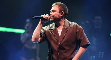Murat Dalkılıç uzun bir aradan sonra sahnelere döndü
