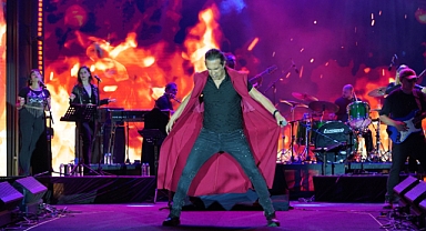 Kıraç, Samsun Kültür Yolu Festivali'nde sahne aldı
