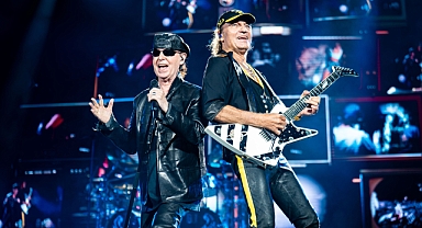Scorpions, 33 yıl sonra aynı statta İstanbul seyircisiyle buluştu