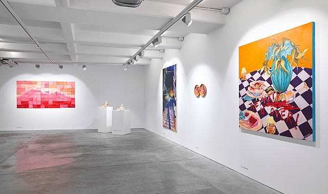 Anna Laudel İstanbul'da Zeitgeist sergisi ziyarete açıldı