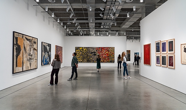 İstanbul Modern'deki Yüzen Adalar sergisi 2,75 milyona yakın ziyaretçiyle sona erdi