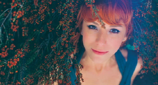 Burcu Tatlıses akustik performansıyla Sefaathane’de